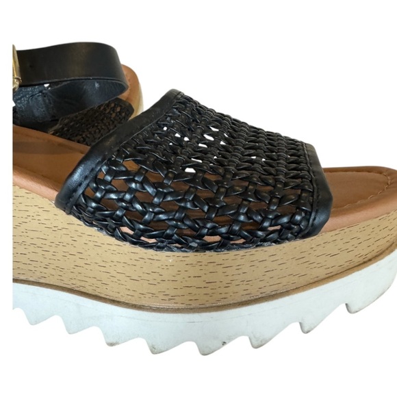 Faux leather & Woven Platform Sandals -SZ 8.5 - Picture 5 of 5